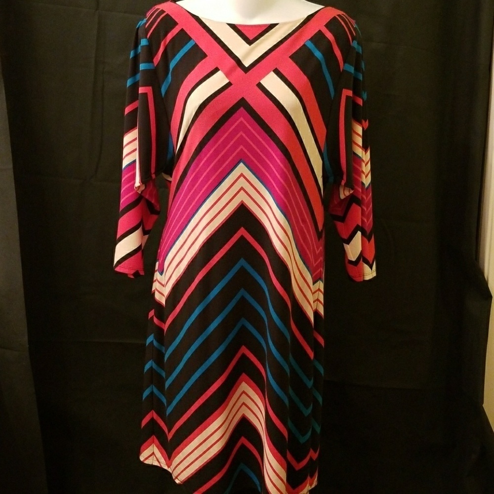 Trina Turk color stripe 3/4 sleeve 100%silk dress